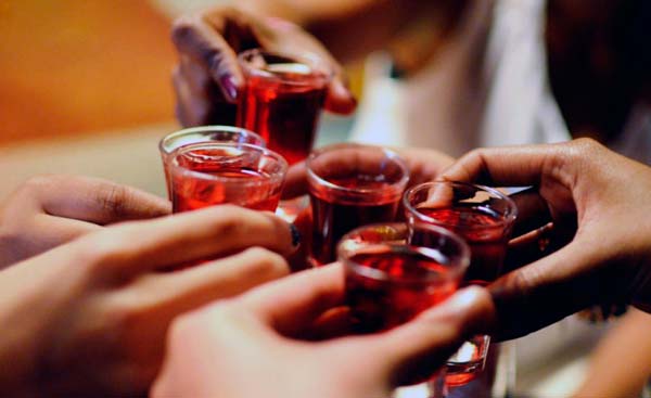 8 italiani su 10 consumano alcool